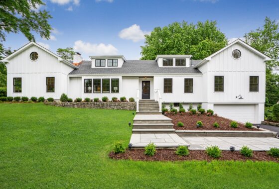 11490C1561581067341 10 Mohegan Road