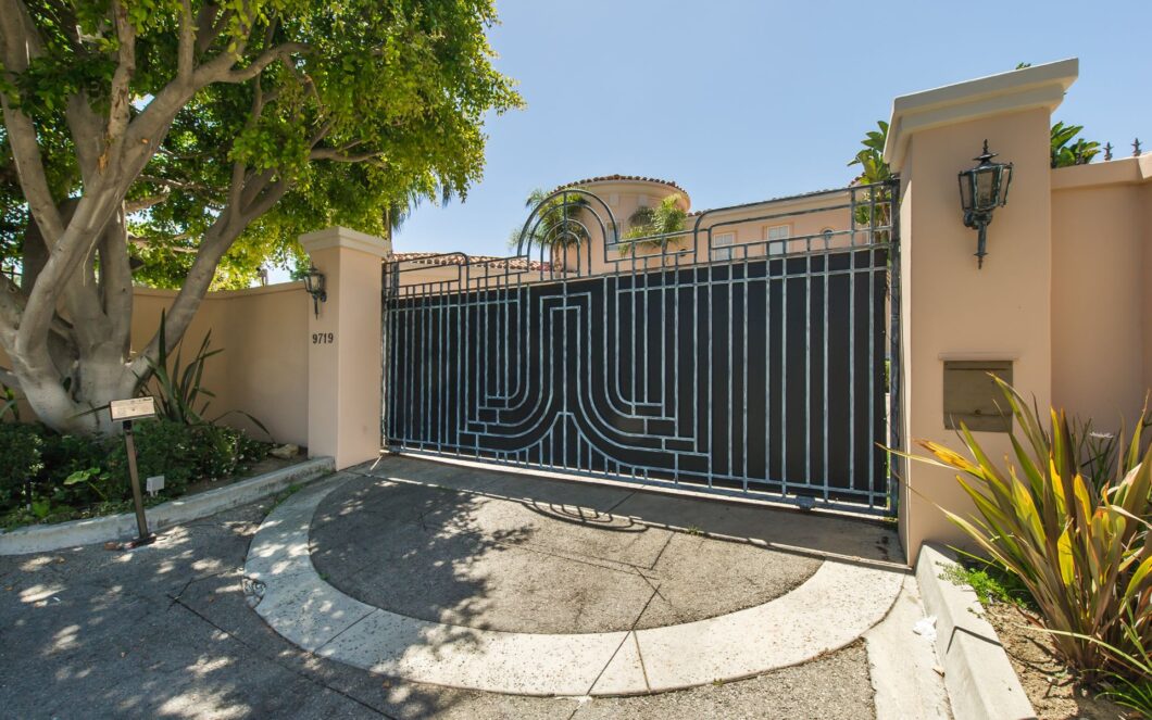 13983C1693893401608 9719 Heather Road