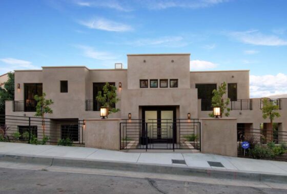 13983C1693895893619 2171 Sheringham Lane