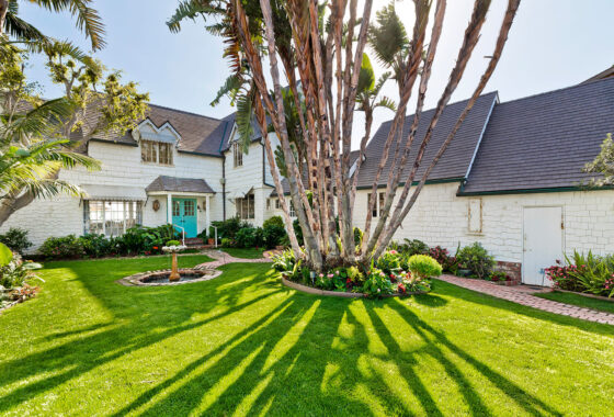 13983C1693969341535 70 Malibu Colony Road