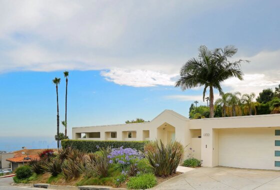 13983C1694005689361 1733 N Doheny Drive