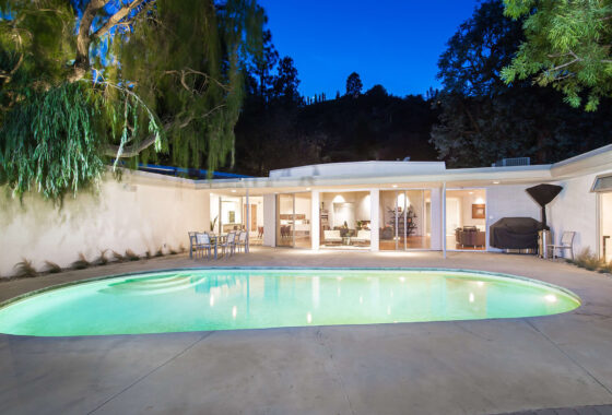 13983C1694043575833 1721 Stone Canyon Road