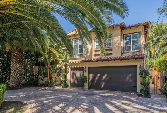 13983C1694050598456 14985 Valley Vista