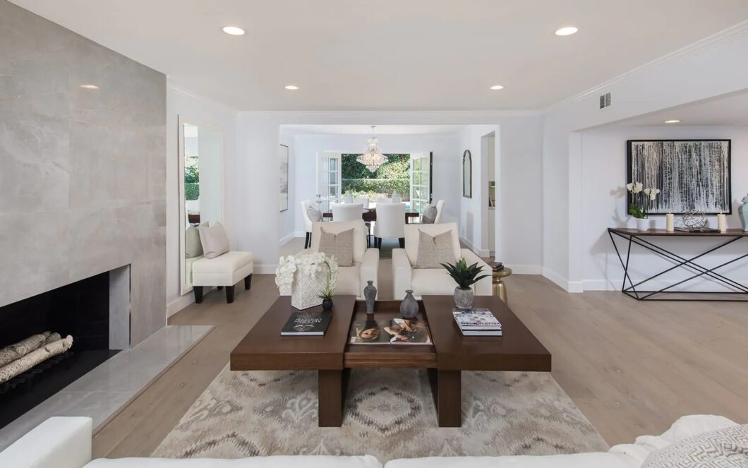 13983C1694053728615 3156 Dona Emilia Drive