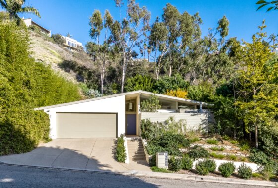 13983C1694061449762 1508 Rising Glen Road