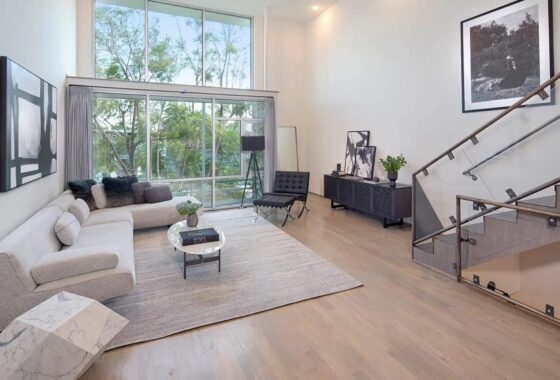 13983C1694061622803 6617 Melrose Avenue #1
