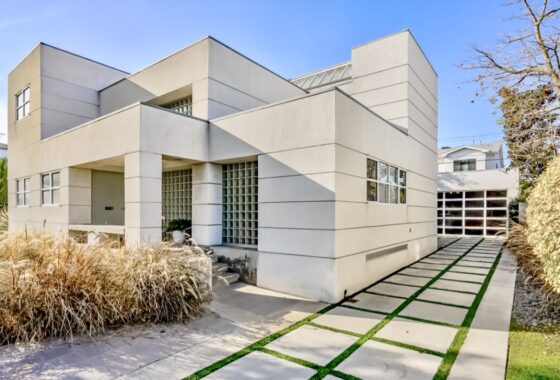 13983C1694063542508 12035 Marine Street