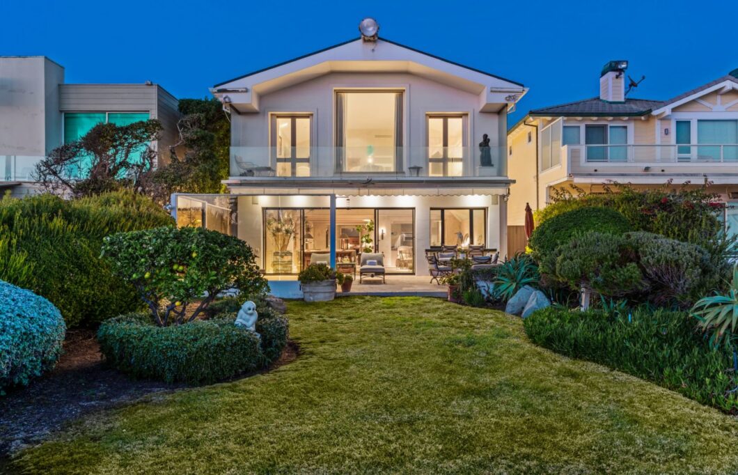 13983C1694069459550 30966 Broad Beach Road