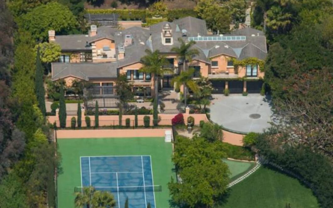 13983C1694071289478 6395 Meadows Court