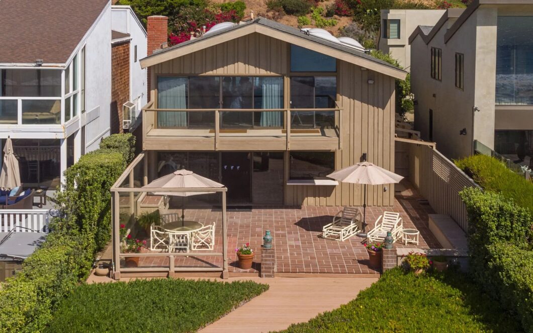 13983C1694071545738 31048 Broad Beach Road