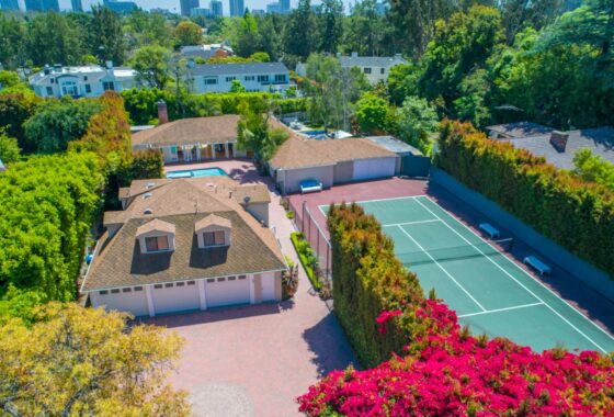 13983C1694072502312 10416 W Sunset Boulevard