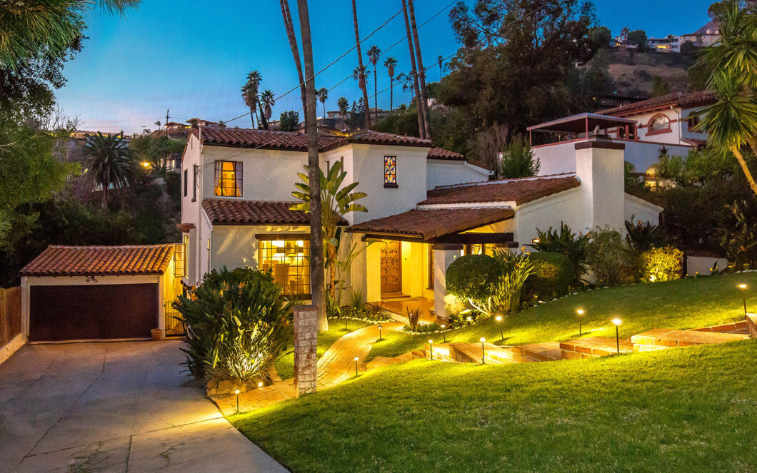 13983C1694072941264 1649 Valley View Road