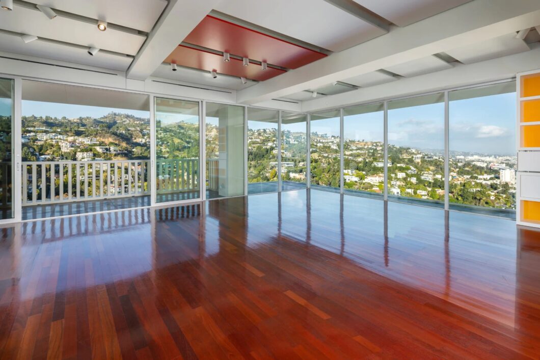 13983C1694075302032 9255 Doheny Road #2605
