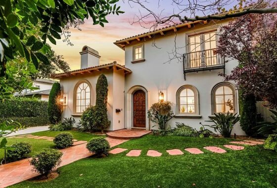 13983C1705965746681 722 20th st