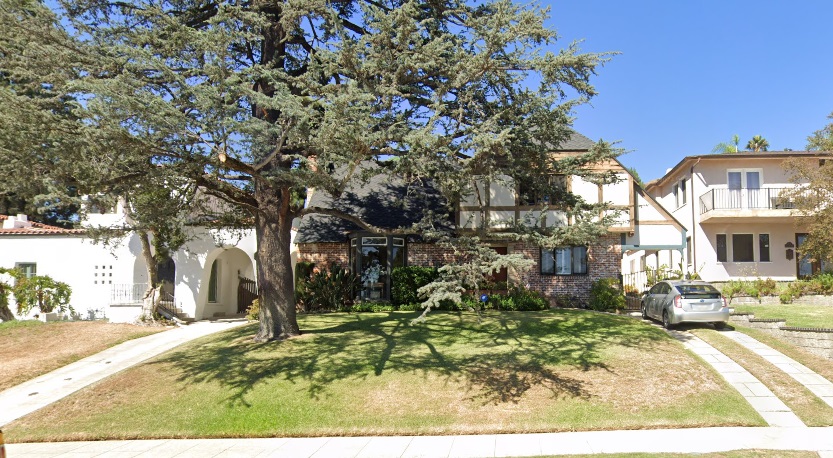 13983C1722626502526 869 Cumberland Rd