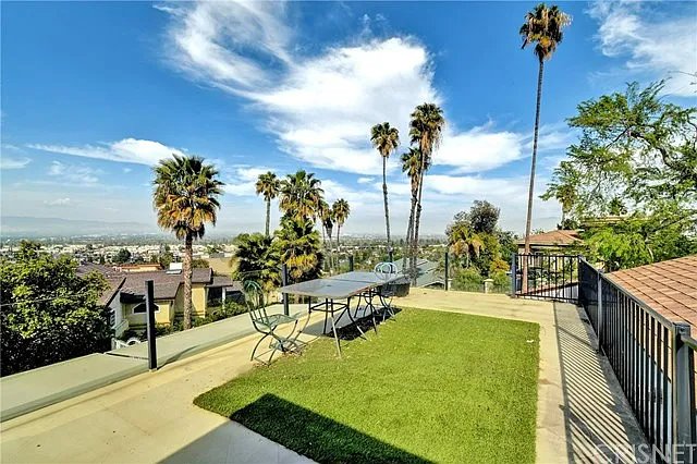 13983C1728609015433 4601 White Oak Pl
