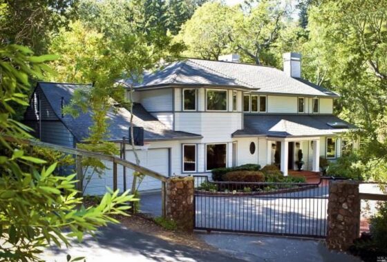 14805554 415 Woodland Road
