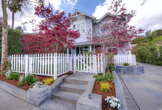 14805557 7 Locust Way