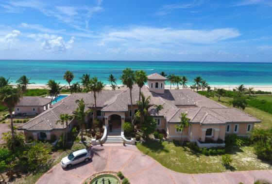 14805888 BEACHFRONT ESTATE