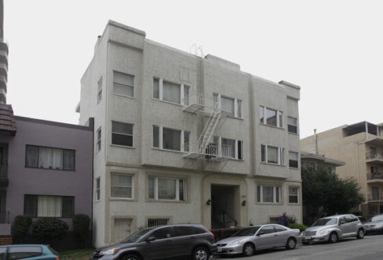 14805935 123 17th St