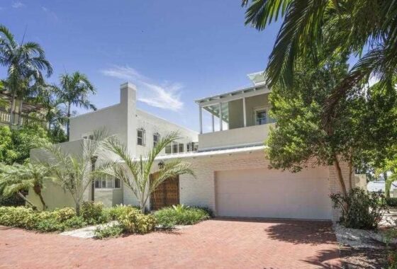 14806291 1236 S Venetian Way