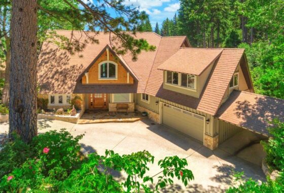 14806328 721 Oak Point (Represented Seller)