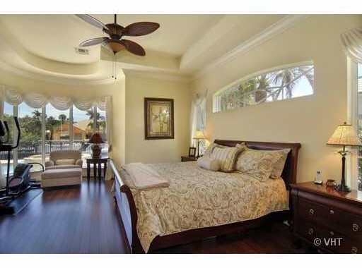 14806471 18 Sabal Island Drive
