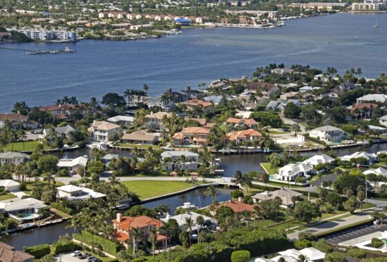 14806474 11 Sabal Island Drive