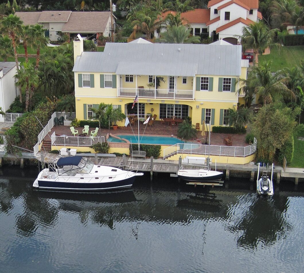 14806483 28 Harbour Drive South