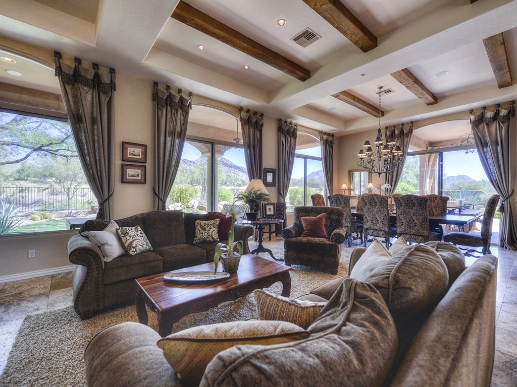 14806616 9290 E Thompson Peak Pkwy