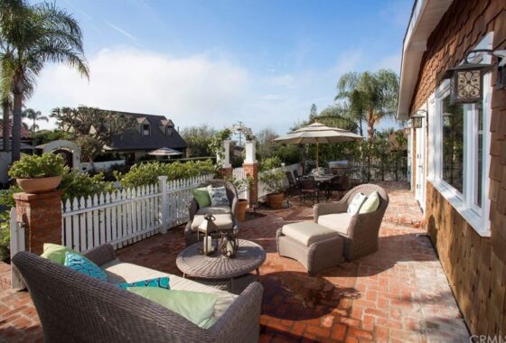 14807867 370 Flora St