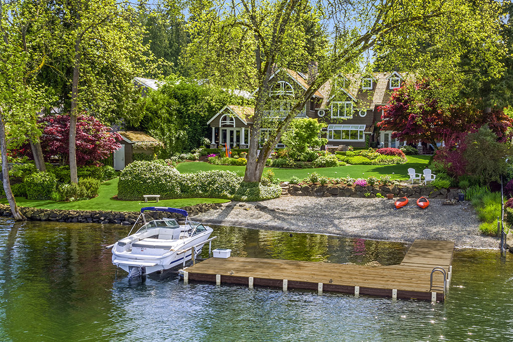 14808299 3002 W Lake Sammamish Pkwy NE