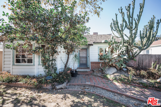 14808873 3715 Grand View Blvd.