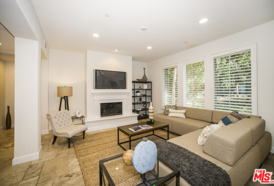 14808964 5721 South Crescent Pk
