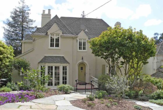 14809091 931 Hillcroft Cir