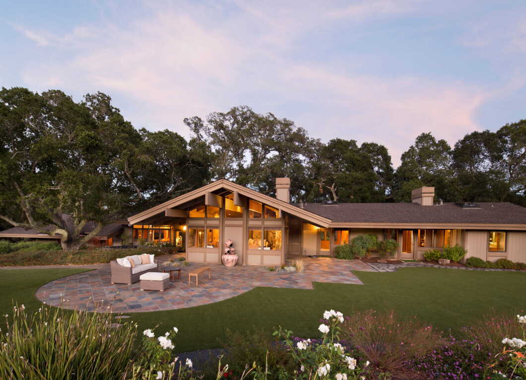 14809214 970 Mountain Home Road