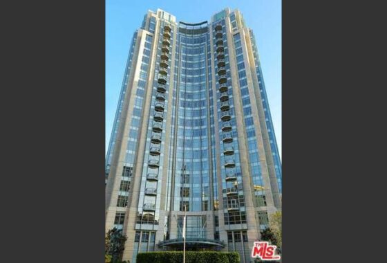 14809752 10776 Wilshire #604