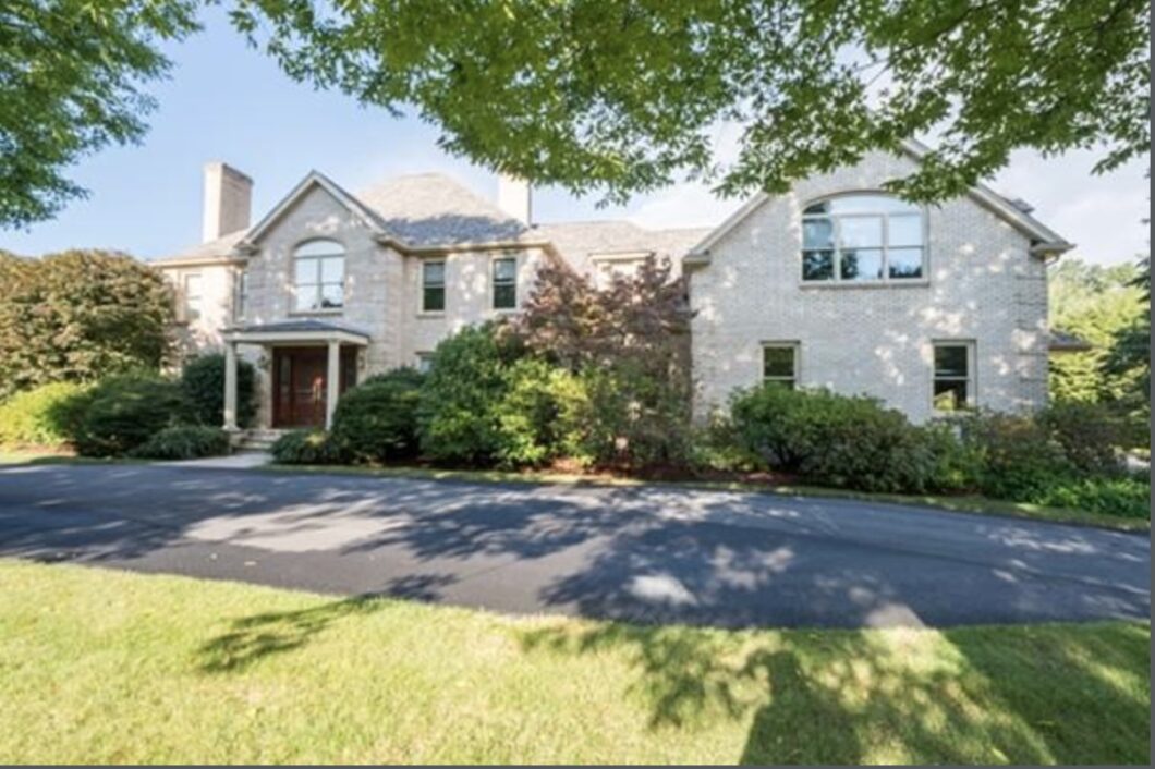 14810686 57 Laurel Road