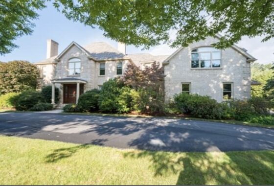 14810686 57 Laurel Road