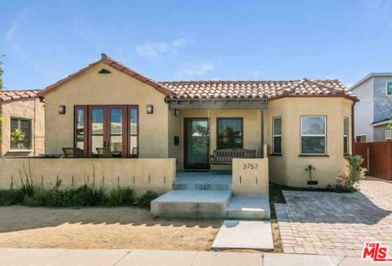 14811170 3757 Greenwood Ave