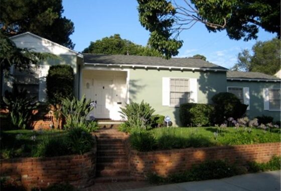 14811195 2920 17th St