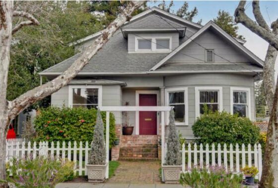 14811232 221 Bryant Street