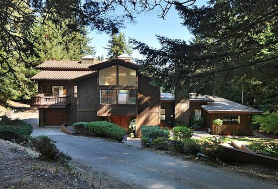 14811255 35 Echo Lane