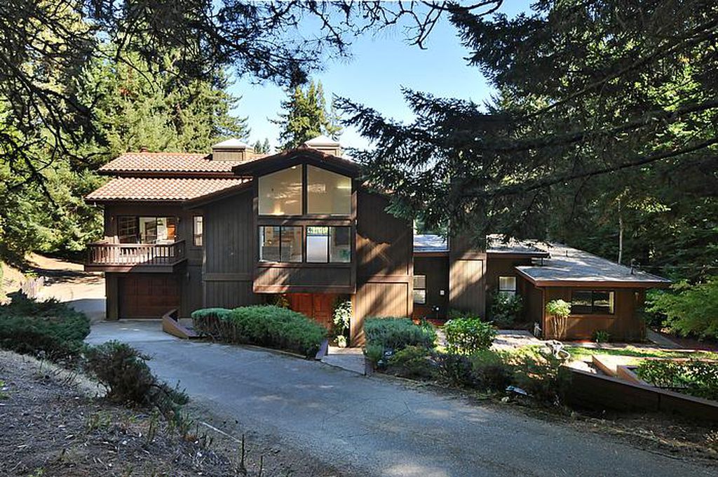 14811255 35 Echo Lane