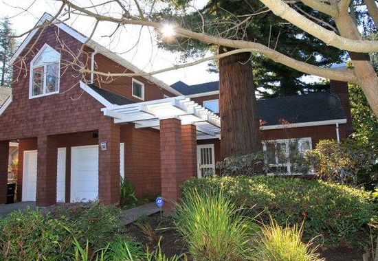 14811258 244 Selby Lane