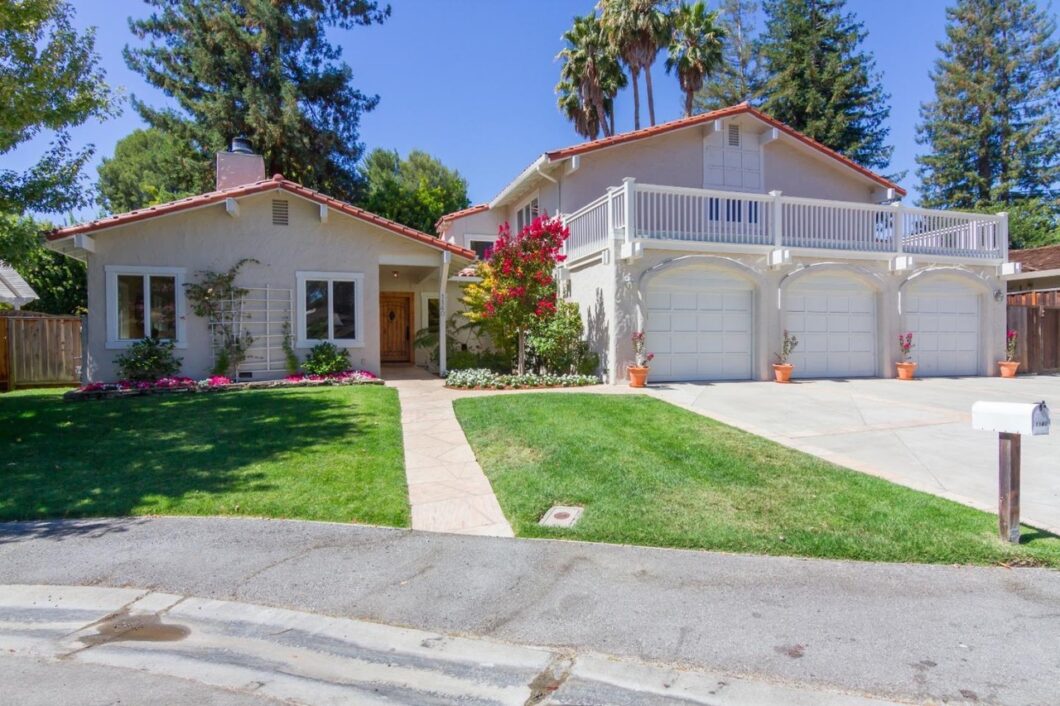 14811261 1140 Deanna Drive