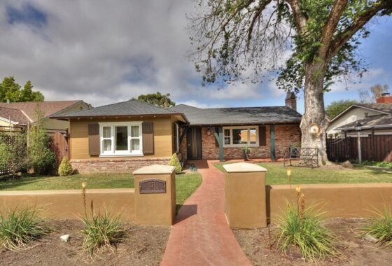 14811448 431 Iowa Drive