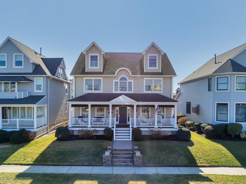 14811801 105 Woodland Ave