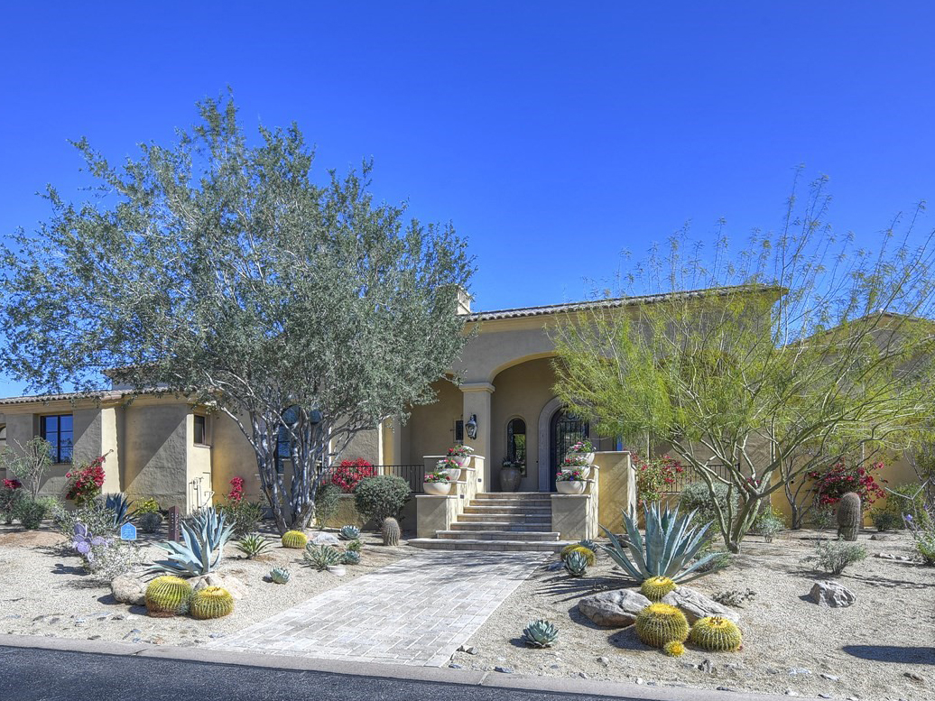 14811987 9290 E Thompson Peak Pkwy