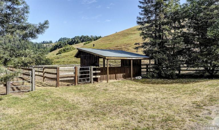 14812198 900 Nicaso Valley Road